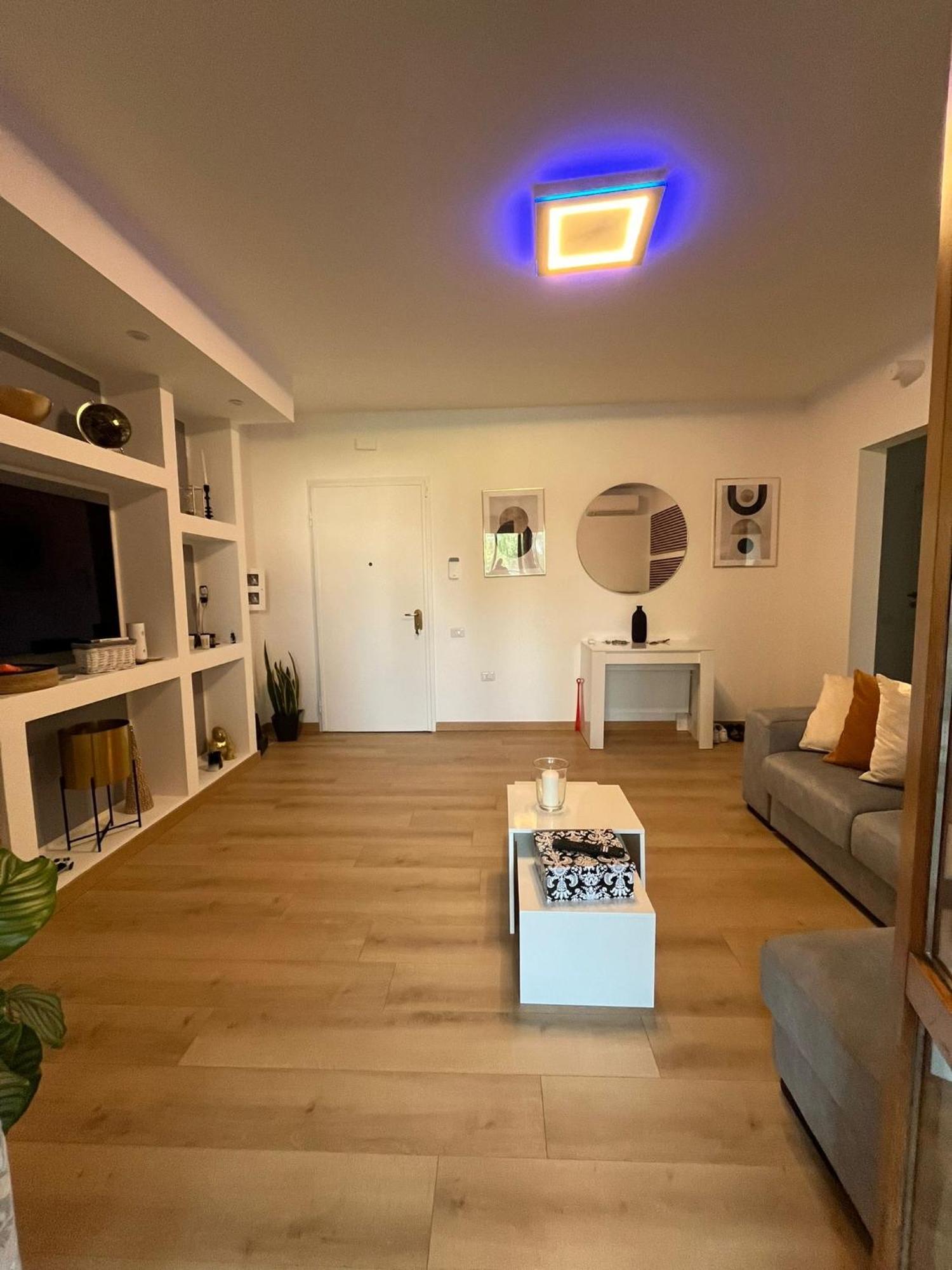 Nuova E Comoda Appartement